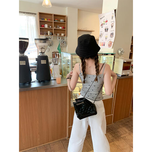 【110元任选3件】现货秒杀！卖完下架不再补 ！微信粉丝打折价！！蝴蝶结印花吊带背心 商品图5