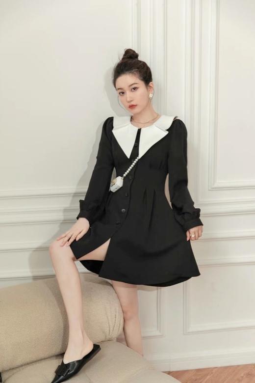 amadella 异形娃娃领单排扣连衣裙 15549 商品图5