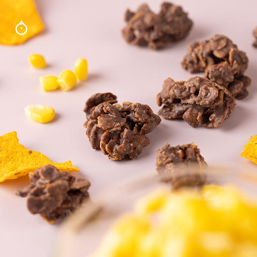 企鹅市集|法国巧克力金匠MichelCluizel 榛子巧克力/松露巧克力/糖渍橙皮巧克力条袋装130g 商品图6