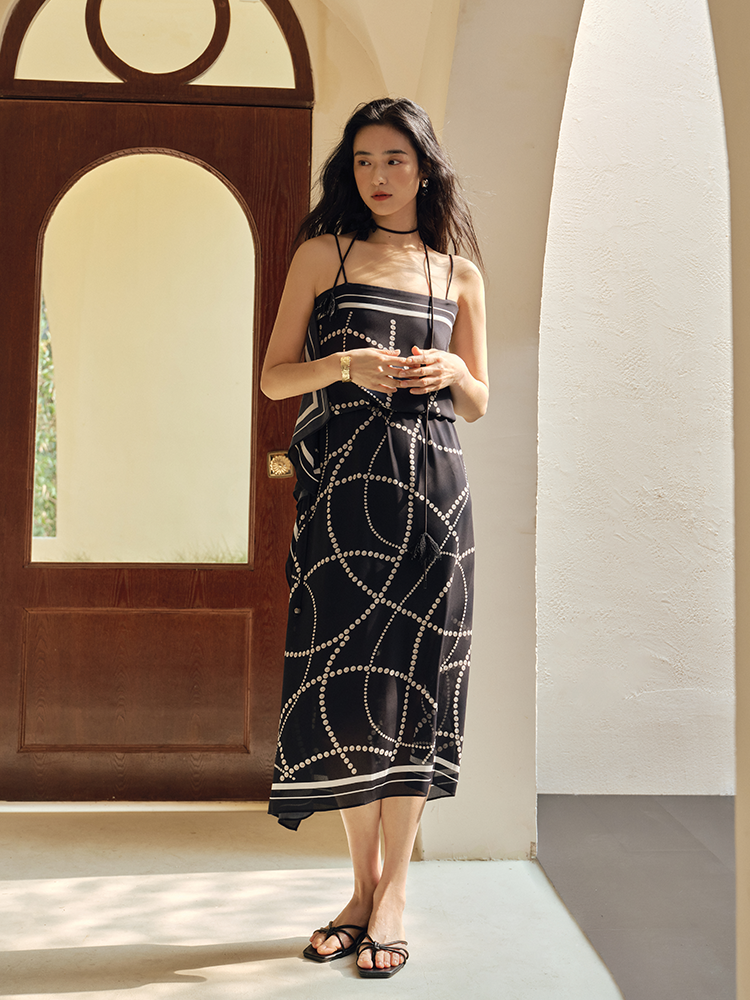 《蒂凡尼的早餐》丝巾印花吊带连衣裙FCF1DRS034