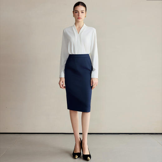 IWY/白色衬衫女高级感减龄洋气衬衣职业装套装新款公务员工作服B502+S2223 商品图3