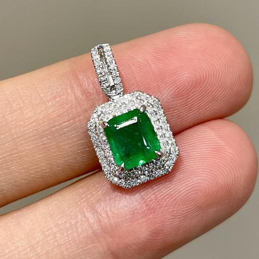 1ct刻面祖母绿吊坠 商品图3