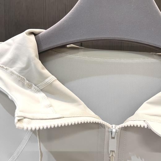 点此购买 lulu露露柠檬Define女士运动连帽夹克瑜伽服上衣防晒外套 mmm 310272 商品图14