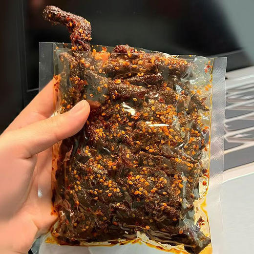 冷吃牛肉麻辣牛肉干手撕牛肉油麻条网红休闲零食四川特产追剧小吃老家特产童年味道 商品图2