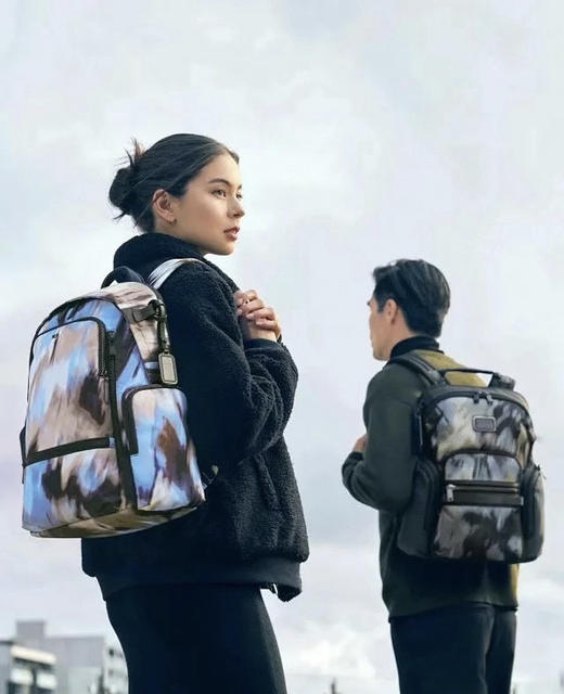 225-9渠道货 TM Voyageur系列 简约时尚 可通勤 尼龙双肩包 商品图0