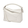 LOEWE罗意威 Puzzle Edge 可拆卸可调节肩带拉链开合 柔软粒面小牛皮 单肩斜挎手提包 女款 白色（CB） 商品缩略图0
