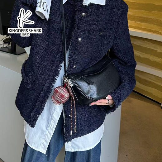 经典鲨2025年新品潮流时尚单肩斜挎饺子包女KGB53-5197581 商品图4
