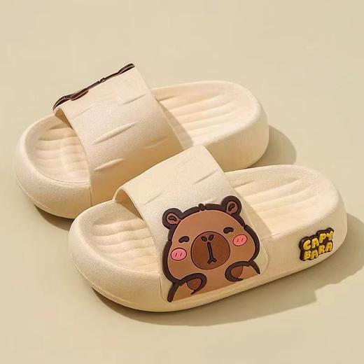 【如同卡通伙伴，呵护宝宝走路】卡皮巴拉儿童拖鞋 女童居家新款 浴室防滑软底中大童 宝宝男童拖鞋-QQ 商品图1