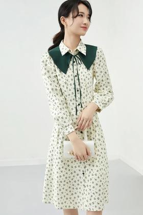 SENTUBILA尚都比拉 清新撞色披肩两件套连衣裙 15757