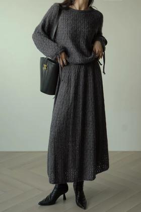 HAYES 深灰色镂空针织衫半裙套装 17755