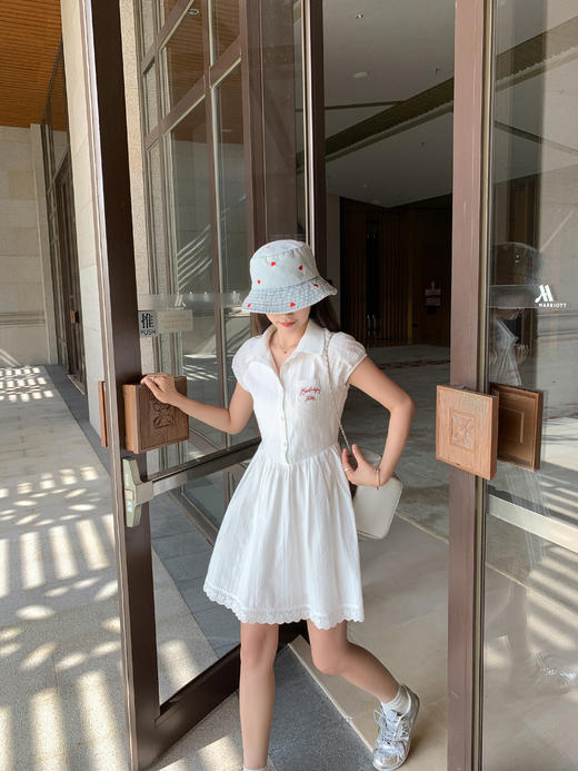 <曾小咸推荐>米白色字母绣花连衣裙 日常189.99/件 立减110 秒杀79.99/件！！ 商品图5