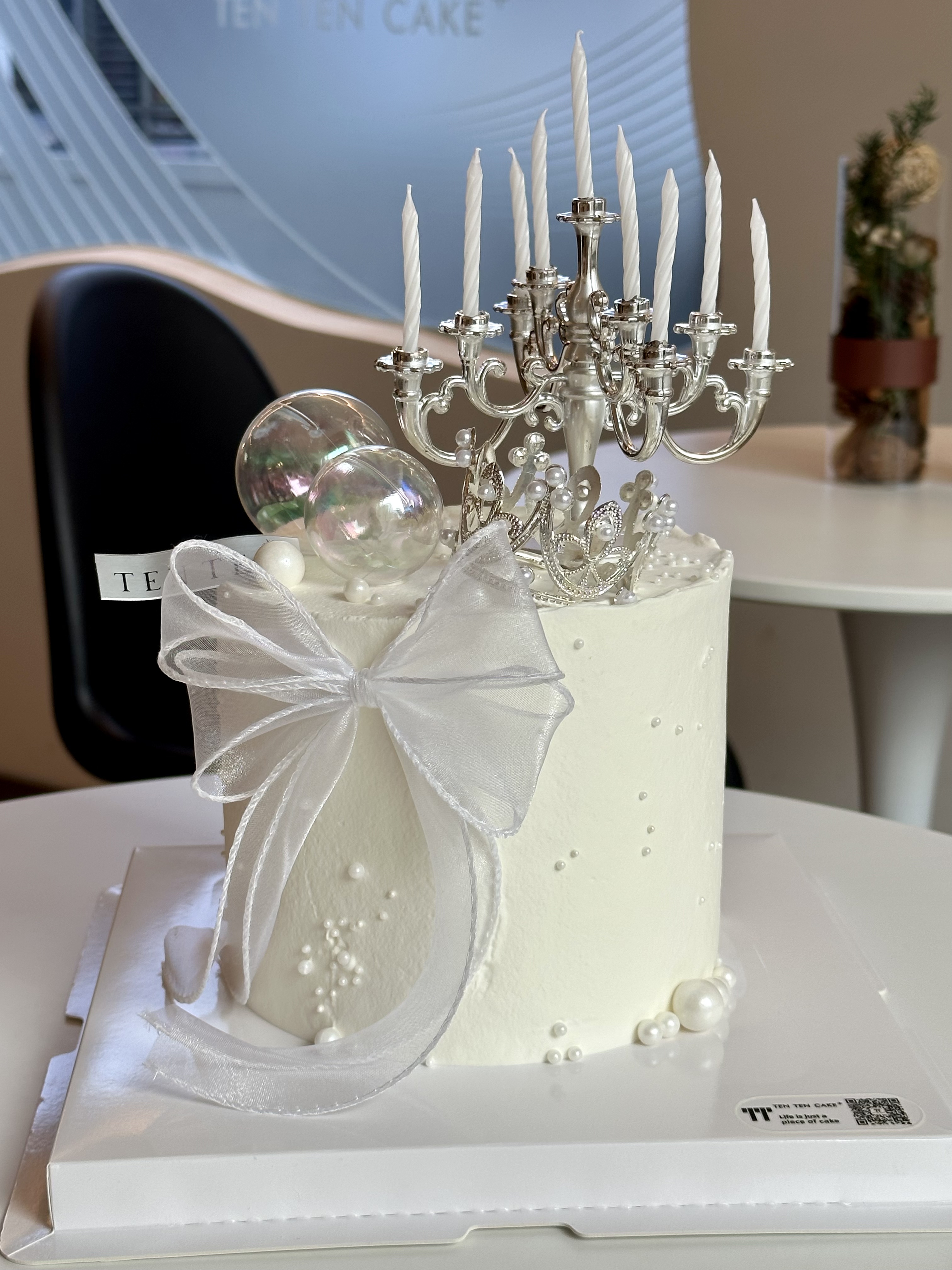 【烛台蝴蝶结】