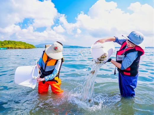 限时早鸟立减600【顶奢万宁5天4晚亲子营】1晚亚特兰蒂斯+2晚石梅湾艾美+1晚丽思卡尔顿！解密海南宝藏耍法，亚特嘉年华、冲浪、赶海、雨林桨板、椰子树跳水、咖啡手工…限100人 商品图11