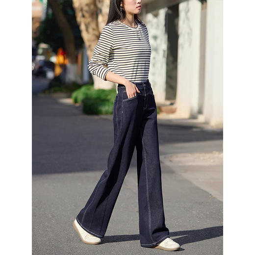 【专属特价】熙世界不易褪色直筒牛仔裤女宽松2025春秋高腰显瘦窄版阔腿长裤子 商品图4