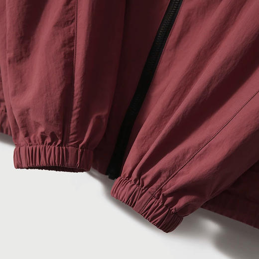 【高货ayts】全新升级【铂金会员266/天猫359/差价93】(21536) 洛诗琳轻盈短款连帽风衣薄外套2025春季女装女式红色上衣 商品图3