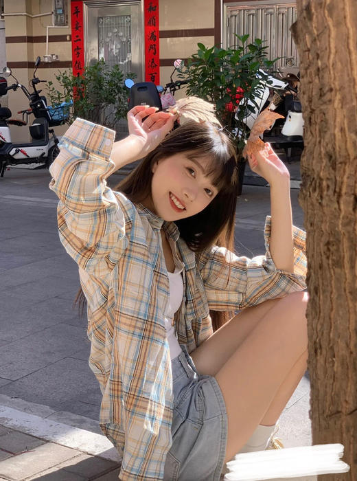 【幂式格纹衬衫】纯欲氛围感拿捏宽松版型慵懒显瘦!!外套式衬衫!略宽松的版型巨好看筋骨感强，立体有型!洒脱不羁又不失质感 各种风格信手拈来!一年四季都能穿! 商品图5