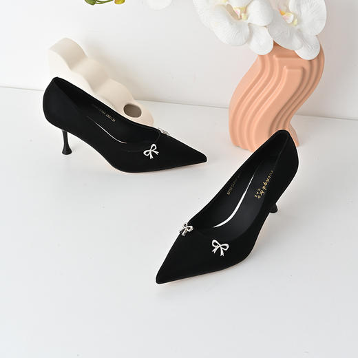 经典鲨2025春季新品黑色优雅尖头7cm气质细高跟鞋浅口单鞋女KW198-517051 商品图1