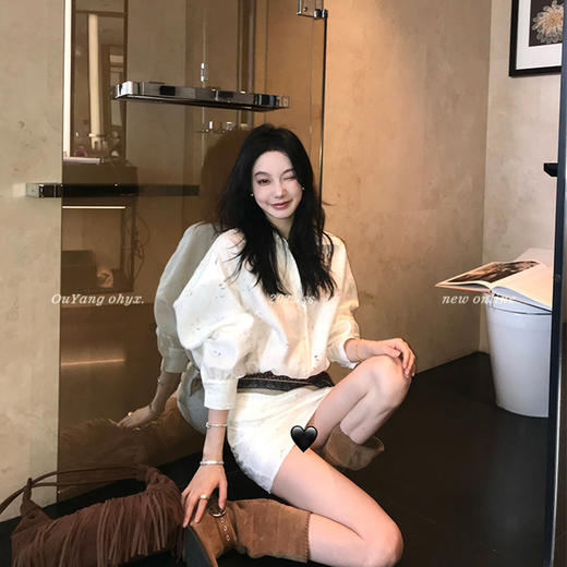 西遇白色长袖连衣裙女2025年春季新款镂空度假民族风包臀衬衫裙SS150098 商品图3