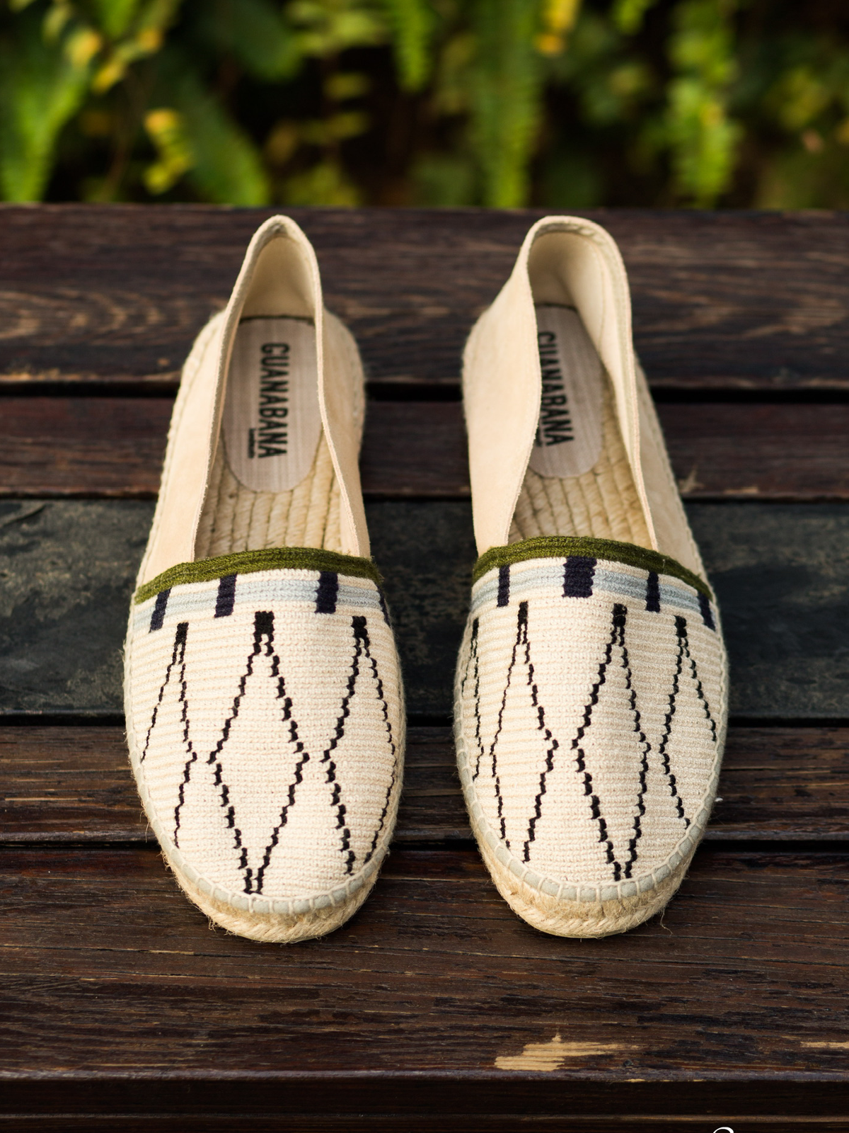 Guanabana 米色渔夫鞋