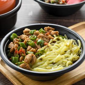 双椒鸡丁杂粮饭460g 杂粮便当