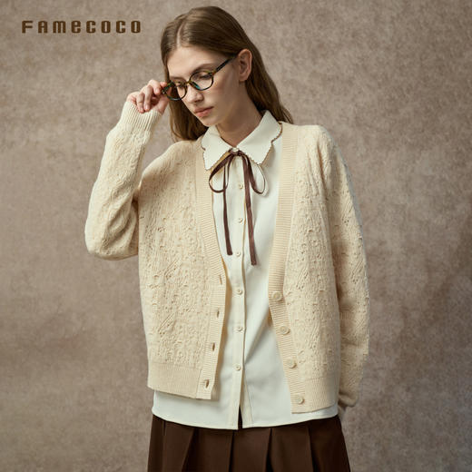 Famecoco范可儿宽松V领绵羊毛针织开衫通勤杏色外套FAC8DE013 商品图2