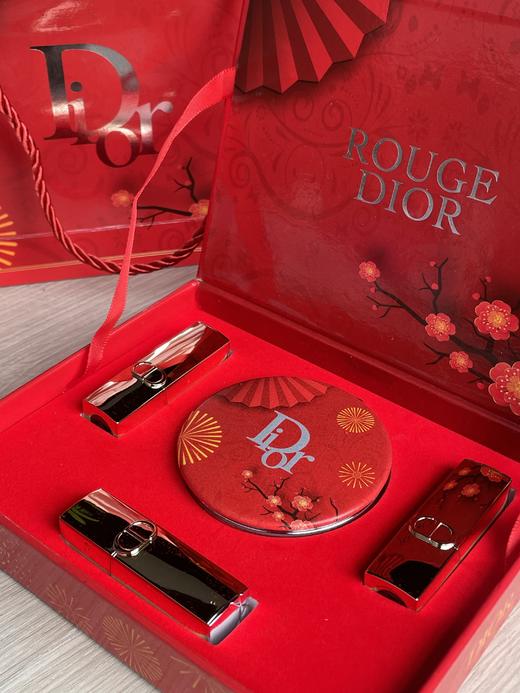 38女神节【Dior迪奥新春至尊口红三件套】「红」运美神降临 从内到外都是红红火火的!!温柔知性，柔雾不拔干 A水润保湿，柔顺丝滑 A红金配色，充满国风气息~ 商品图2