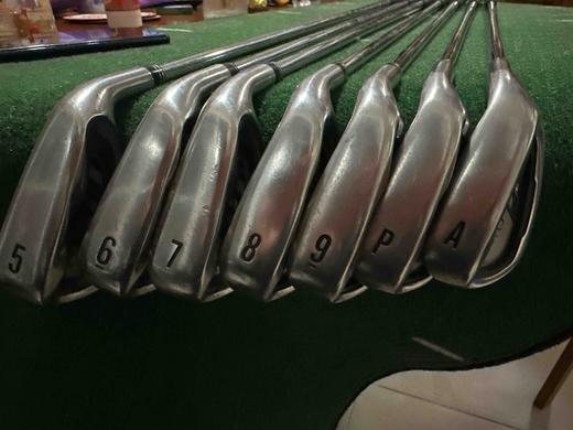 8成新高尔夫球杆正品Xxio+Mp900铁杆组，共7支（56789PA），原装NS+Pro890GH+DST+R硬度钢杆身，原装xxio握把。 商品图1
