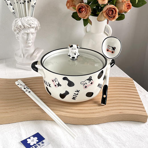 【防烫把手设计！给双手更好的保护】ins可爱奶牛双耳带盖泡面碗少女心宿舍家用陶瓷碗餐具耐热高颜值。ry 商品图0