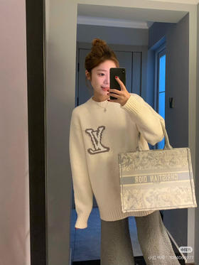 1V闪电毛衣 杏色