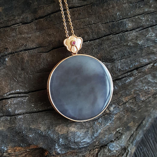 【天然正品】AU750玫瑰金镶天然细腻青海烟紫平安扣和田玉吊坠项链33.8*26.4*26.4MM（皆取最大值） 中性款现售价：2980！260225XY19 商品图6