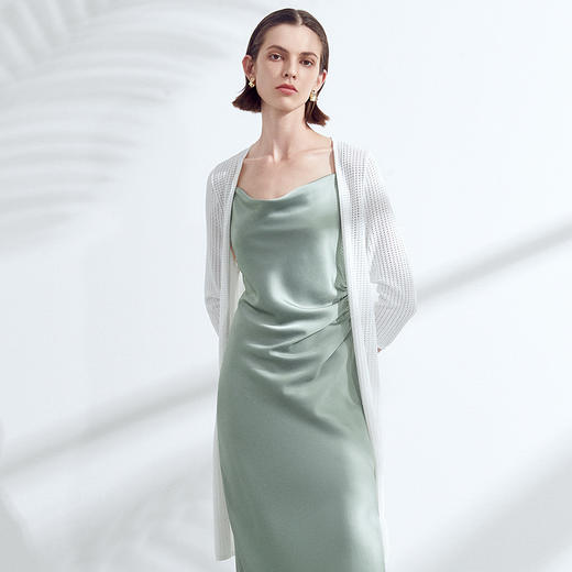 EITIE爱特爱夏季新款通勤纯色简约长款薄透针织开衫7801509 商品图4