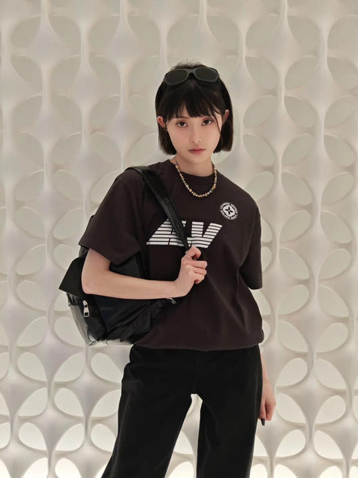 LU指南针圆领短袖 商品图0