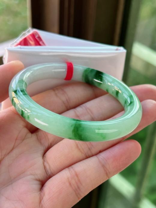 52圆条翡翠手镯 商品图2