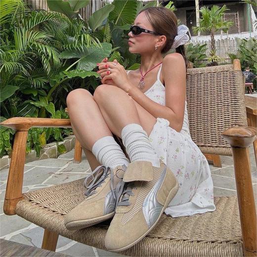 【炸街首选 春季上新】  多色高颜值英国XGXC高级时髦翻盖真皮德训鞋 XG3988翻盖可拆卸 两组绑带 休闲时尚 商品图3