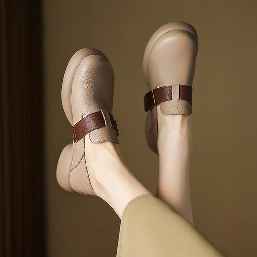 【预售5天】新款软面羊皮带扣圆头厚底乐福鞋魔术贴轻便深口单鞋女DTN&1167-5 商品图1