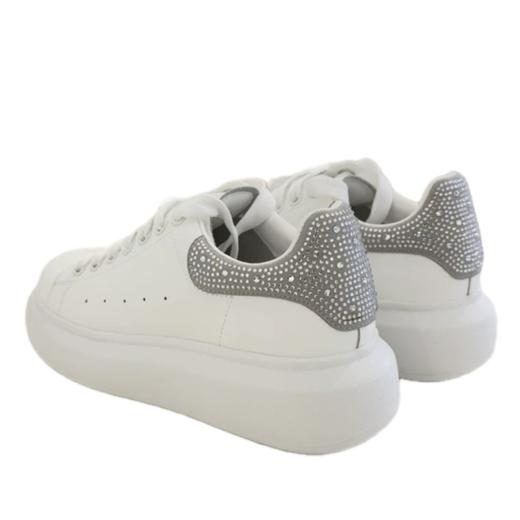 PT'SON百田森 女鞋休闲鞋小白鞋水钻2025春新款厚底增高系带单鞋PKFA5198 商品图1