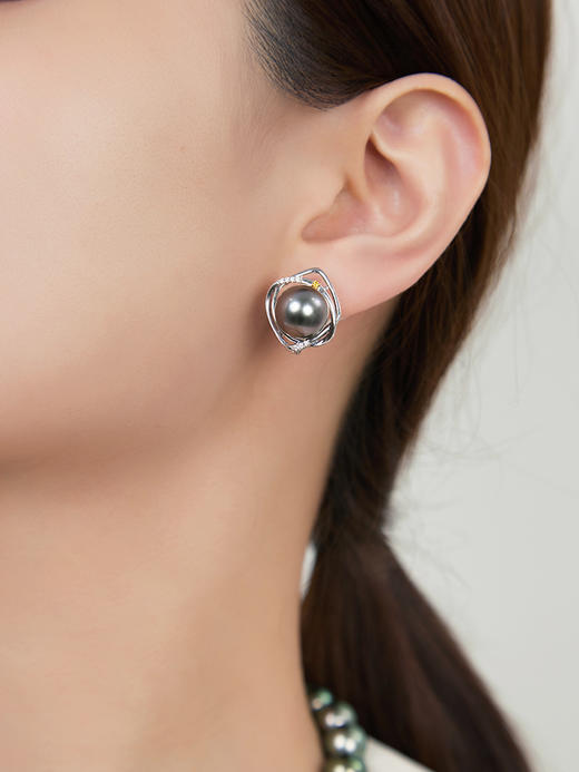 【挚友限定】 悦甄 18k金 孔雀紫珍珠钻石耳夹 星辰 商品图1