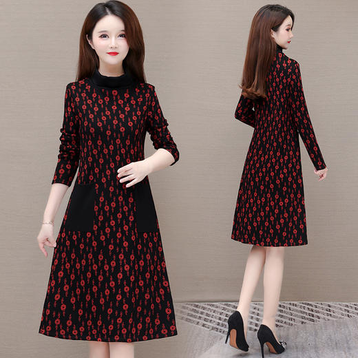 QYMCR-SMN37 中长款加绒印花连衣裙女2025年春季新款韩版修身气质时尚打底裙 商品图1