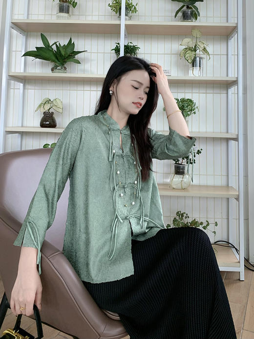 小立领盘扣褶皱外套 9522010022 商品图10