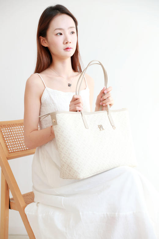 哇喔，人见人夸！！颜值很高の复古老花大容量单肩托特包C022688 商品图0