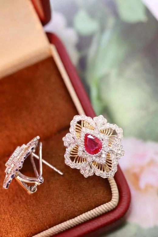 1.08ct刻面红宝石耳钉 商品图2