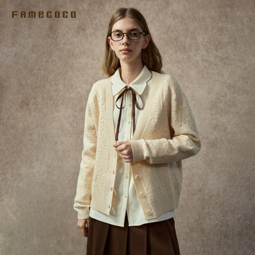 Famecoco范可儿宽松V领绵羊毛针织开衫通勤杏色外套FAC8DE013 商品图0