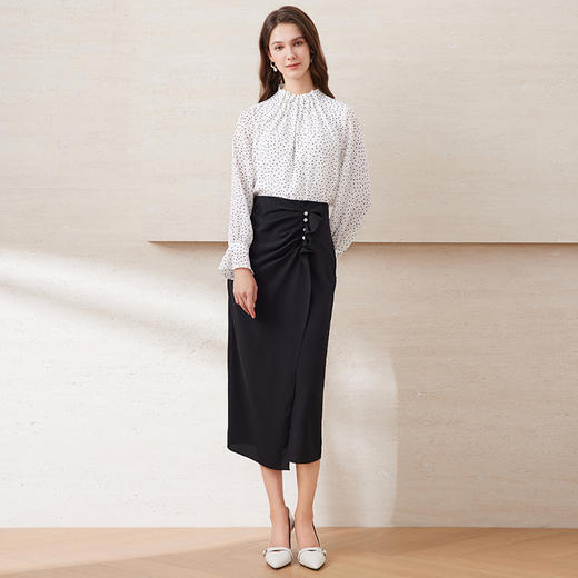 EITIE爱特爱2025春季新款舒适波点印花显瘦木耳领小上衣A2513503 商品图3