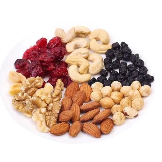 【休闲零食】华味亨每日坚果  550g+670ml坚果乳（十堰主城区包邮） 商品图1