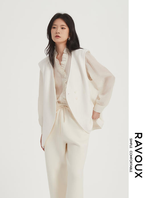 271219905拼欧根纱马甲 商品图0