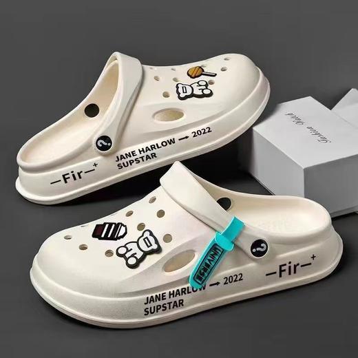 【宇航员洞洞鞋】男士防滑厚底休闲外穿韩版沙滩软底护士包头拖鞋男，鞋底采用凹凸纹理设计，轻松驾驭湿滑地面。ry 商品图1