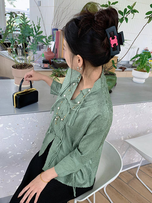 小立领盘扣褶皱外套 9522010022 商品图13