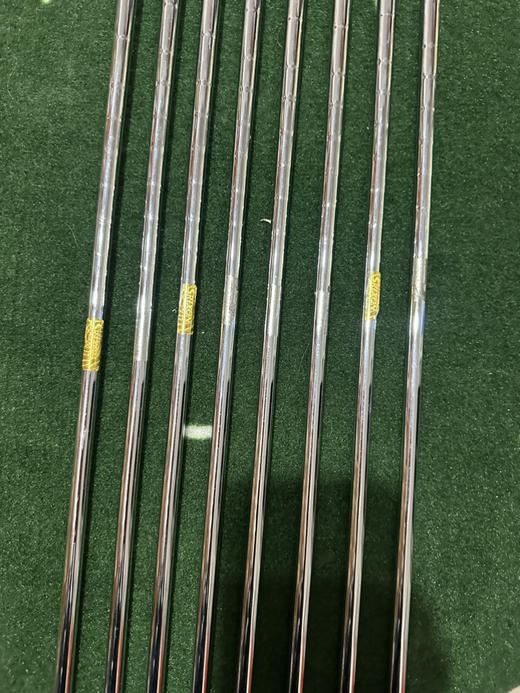二手正品XXIO+MP800高尔夫球杆+男士铁杆组+全套铁杆+golf铁杆+
配置56789PAS+共8支
整套9成新成，全部都是原装900钢杆身R硬度 商品图9