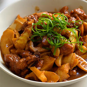 春日限定，春笋焖鸡一口鲜到心尖