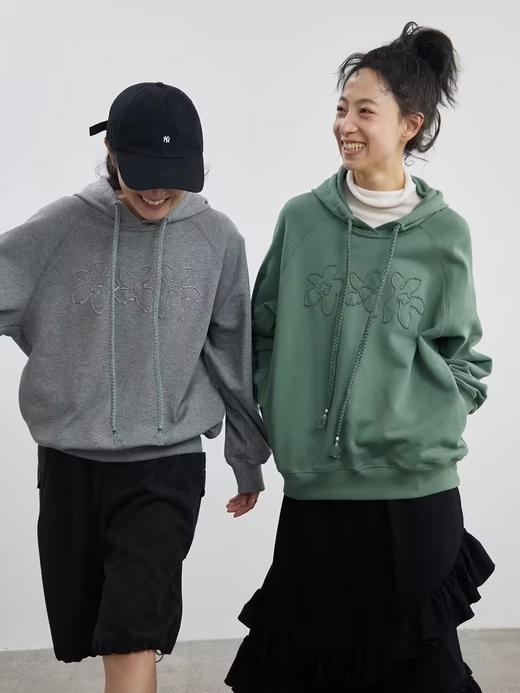 步履不停/5A15096C/贴布图案长袖卫衣 商品图0